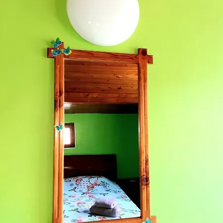 Daire Floor In The Center Of Ahyolu