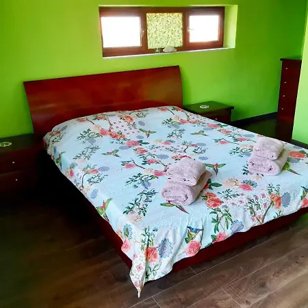 Floor In The Center Of