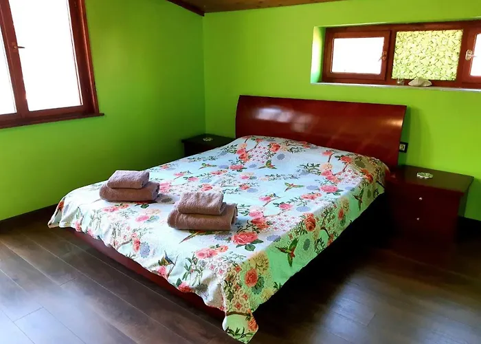 Floor In The Center Of Apartman Pomorie